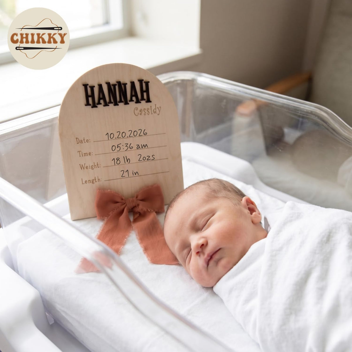 Personalized Wooden Birth Announcement Sign — image 4